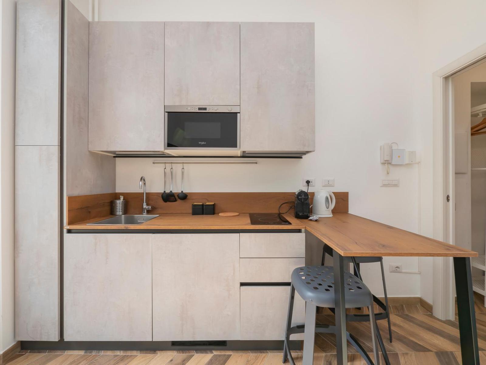 Ihost Cozy - Agnesi 15 *